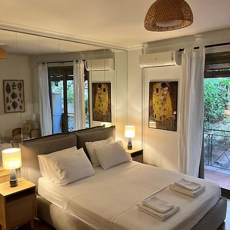 אתונה Quiet Apartment With Garden View In Kolonaki מראה חיצוני תמונה