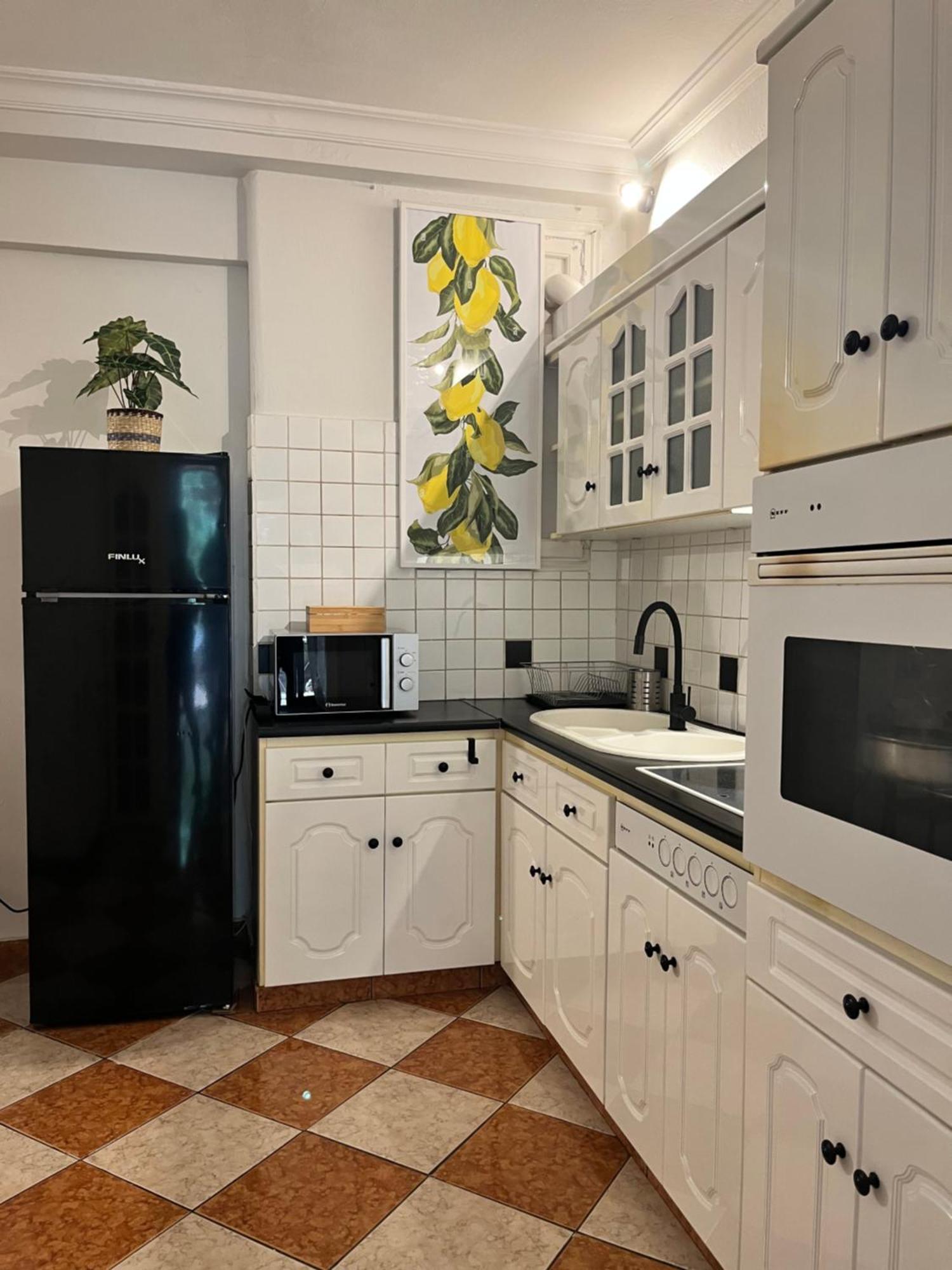 אתונה Quiet Apartment With Garden View In Kolonaki מראה חיצוני תמונה